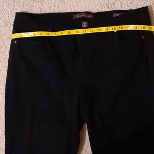 Gloria Vanderbilt  black jeans 16W